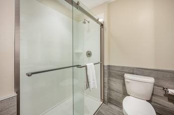 radisson hotel pendleton airport