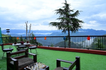 aanantham country resort