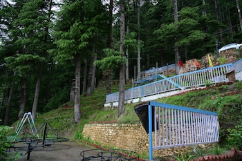 aanantham country resort