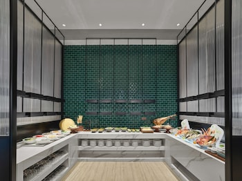 hilton zhuji