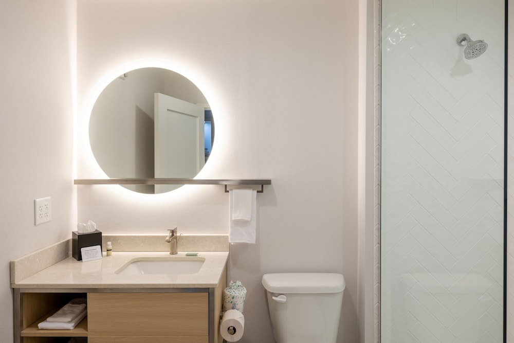 towneplace suites canton riverstone parkway