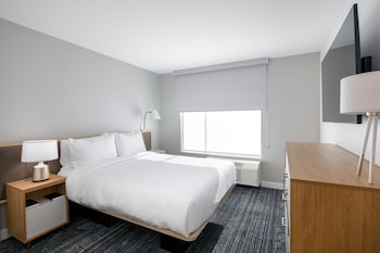 towneplace suites canton riverstone parkway