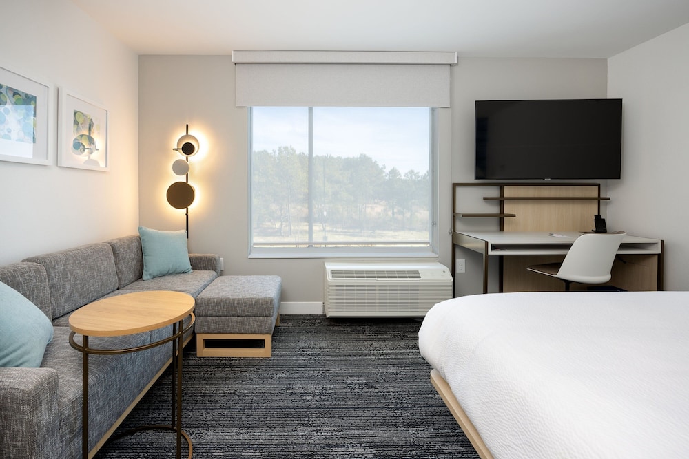 towneplace suites canton riverstone parkway