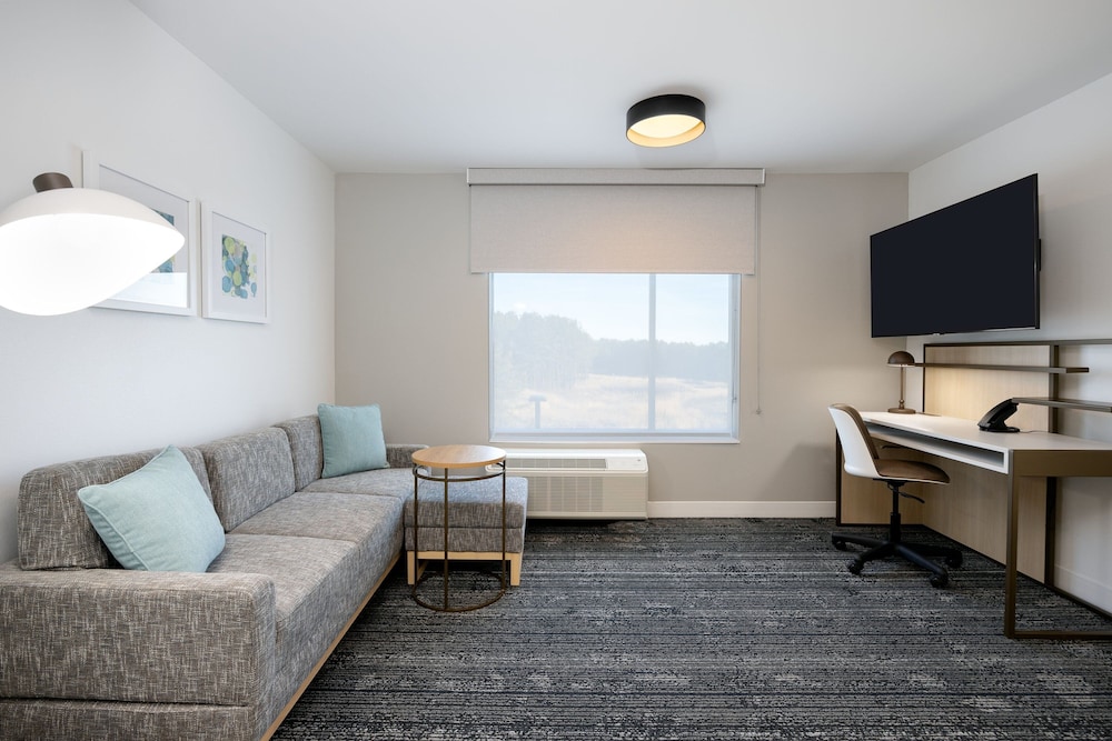 towneplace suites canton riverstone parkway