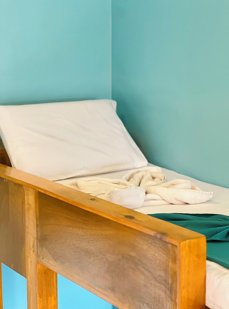 garden of eden dive resort