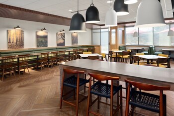 fairfield inn and suites by marriott yankton