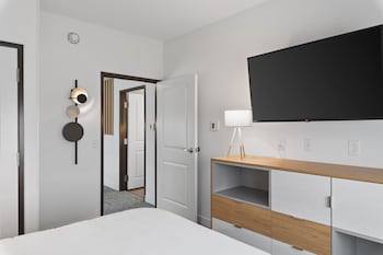 towneplace suites white hall