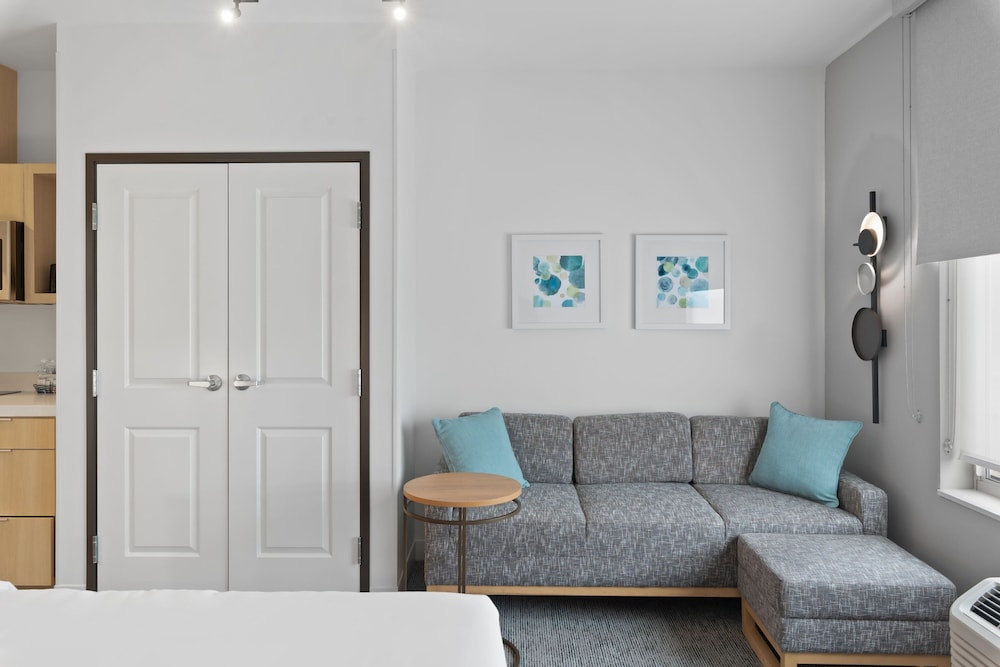 towneplace suites white hall