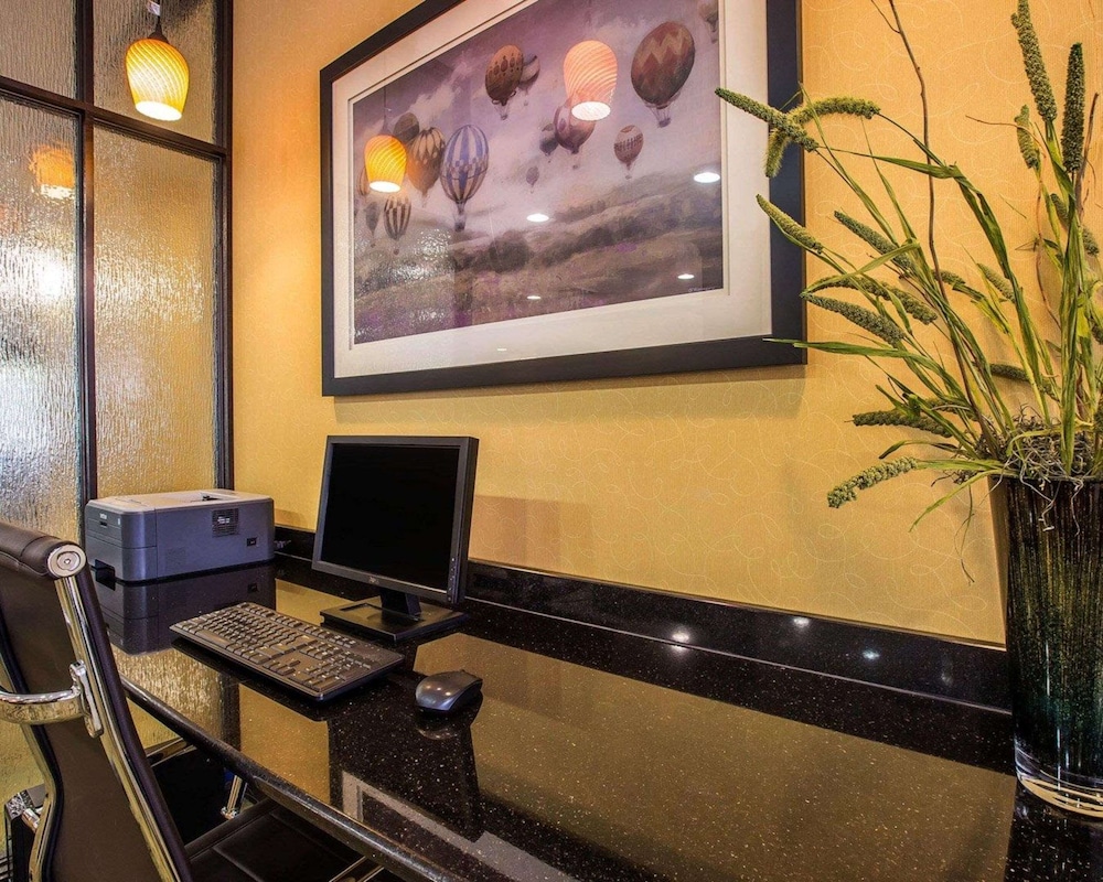 comfort suites simpsonville greenville