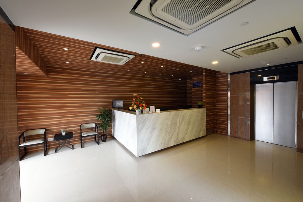 ibis budget singapore crystal