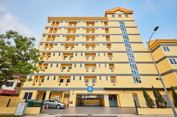 ibis budget singapore crystal