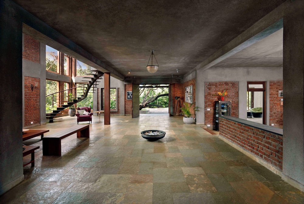 ama stays and trails the mango house alibag