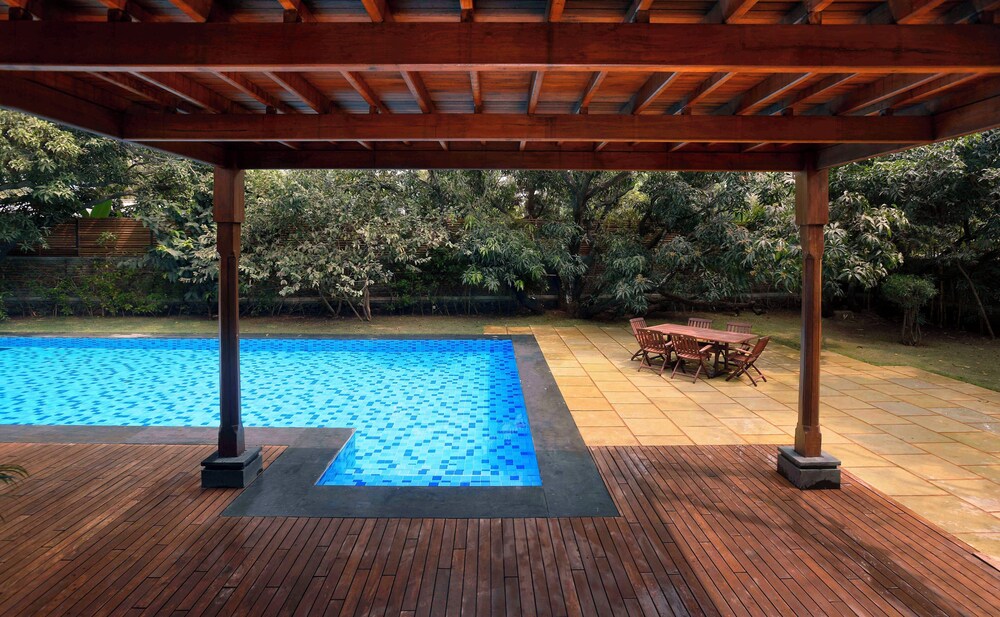 ama stays and trails the mango house alibag