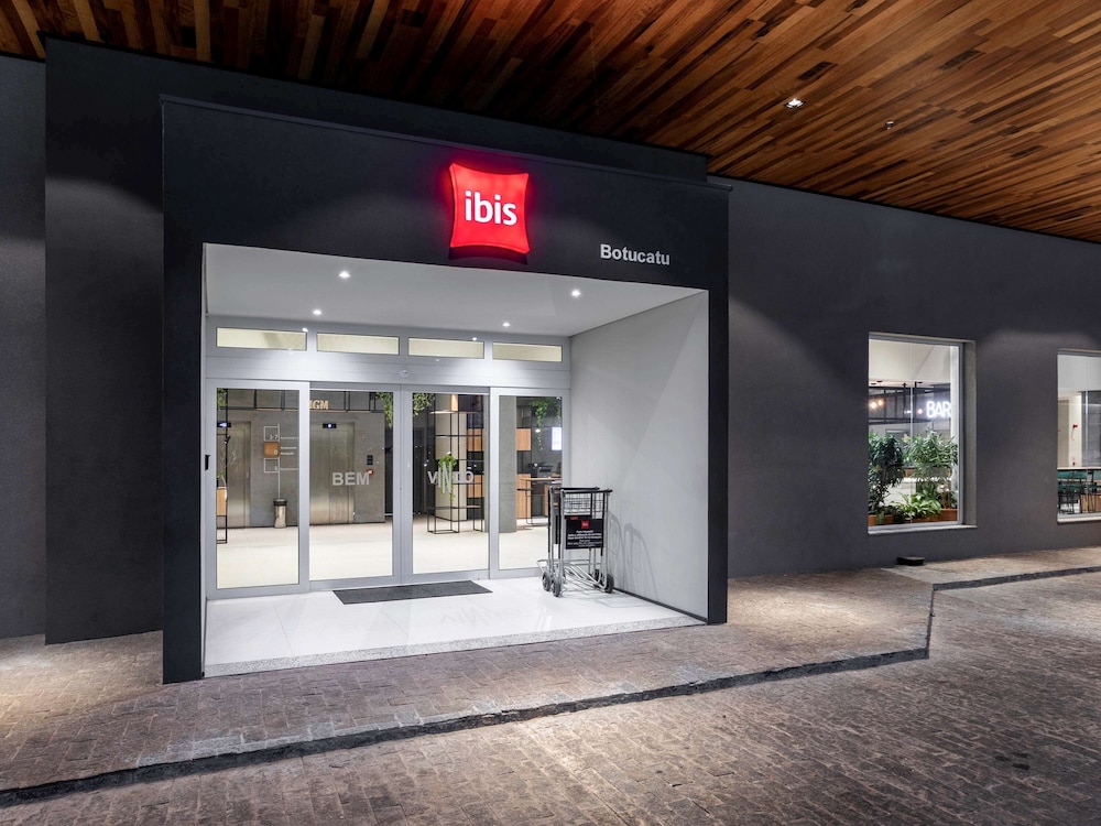 ibis botucatu