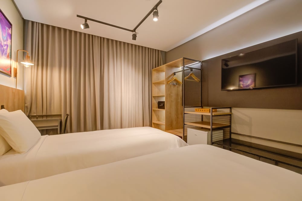 slaviero ponta grossa