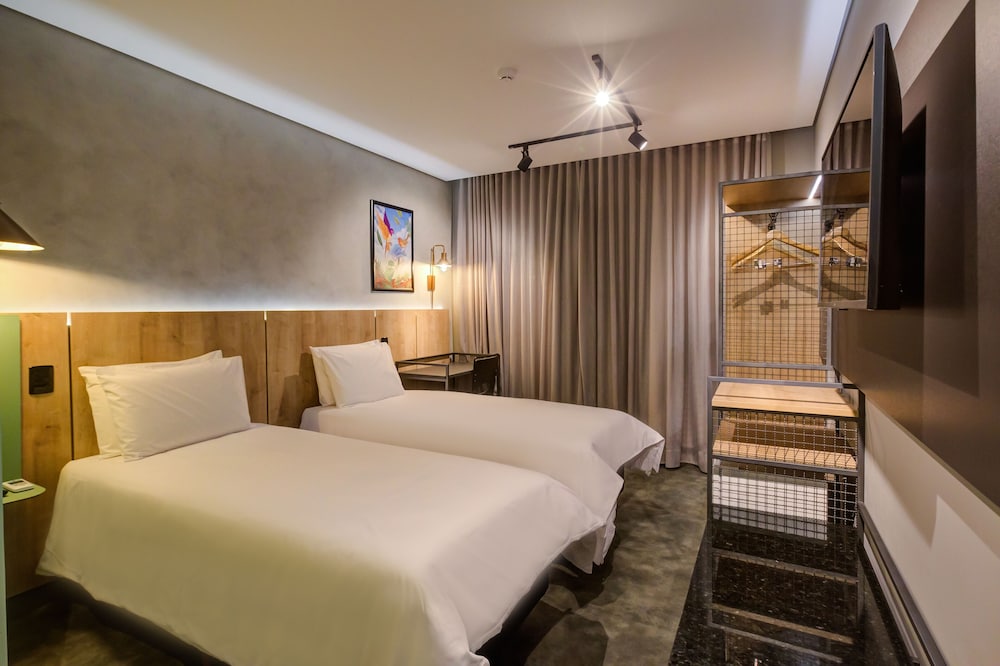 slaviero ponta grossa