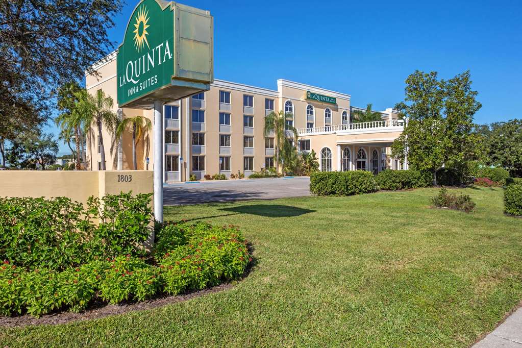 la quinta inn and suites by wyndham sarasota downtown