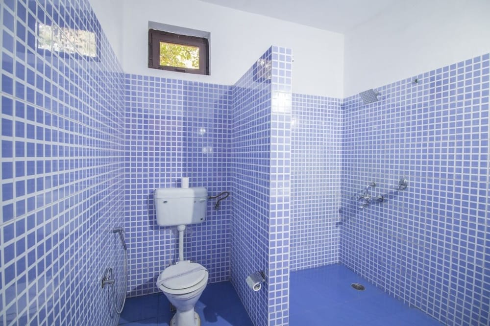 krishna jungle resort