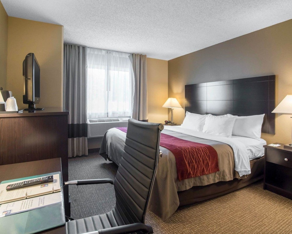 comfort inn saugerties