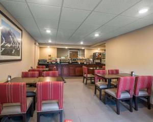 comfort inn saugerties
