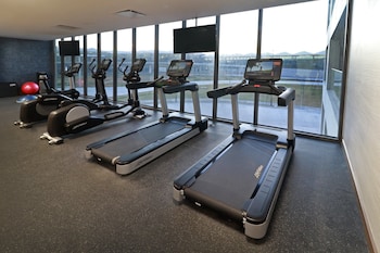 holiday inn hotel and suites mexico felipe angeles airport