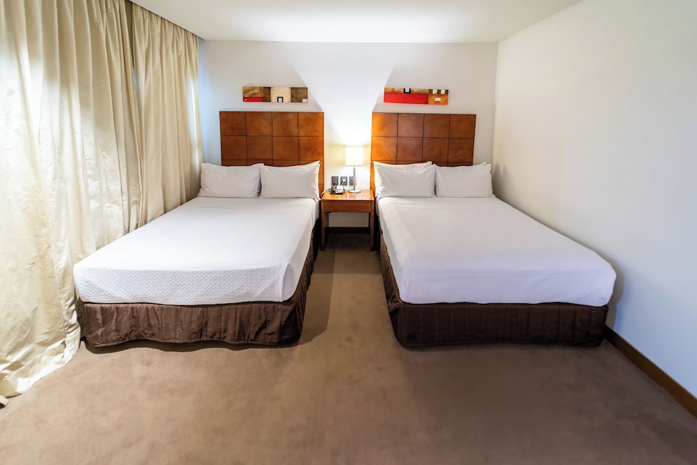 crowne plaza asuncion by ihg