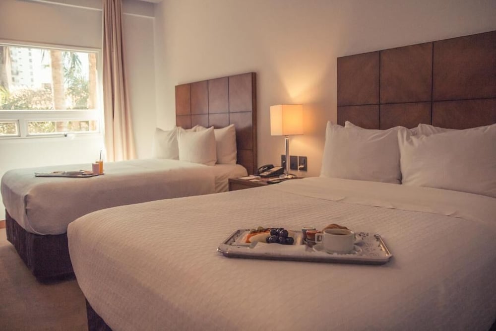crowne plaza asuncion by ihg