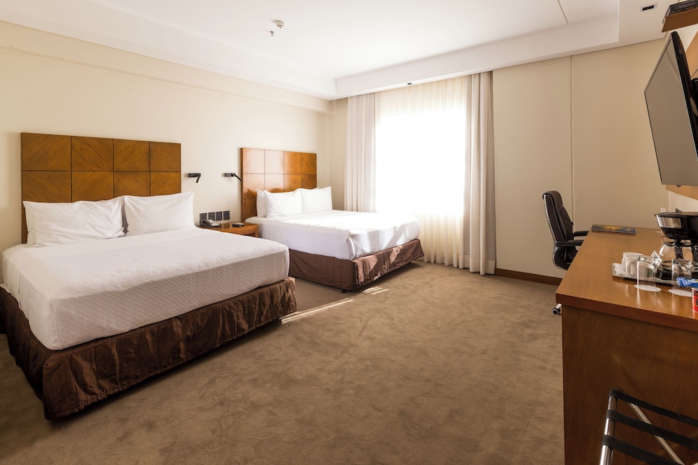 crowne plaza asuncion by ihg