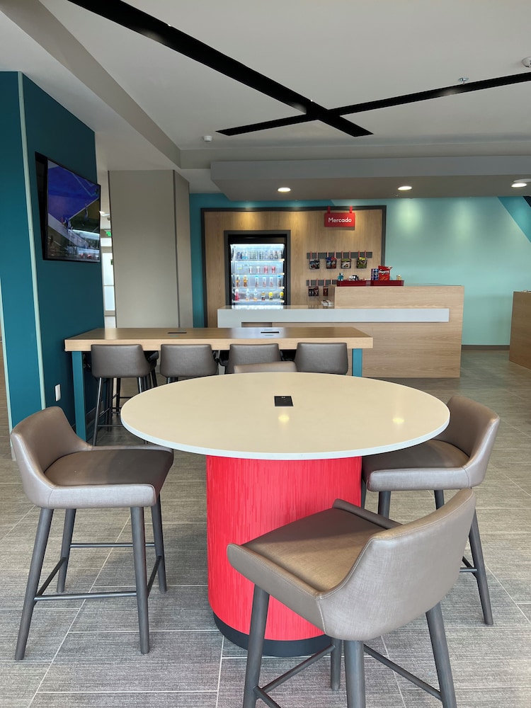 avid hotel guadalajara avenida vallarta poniente