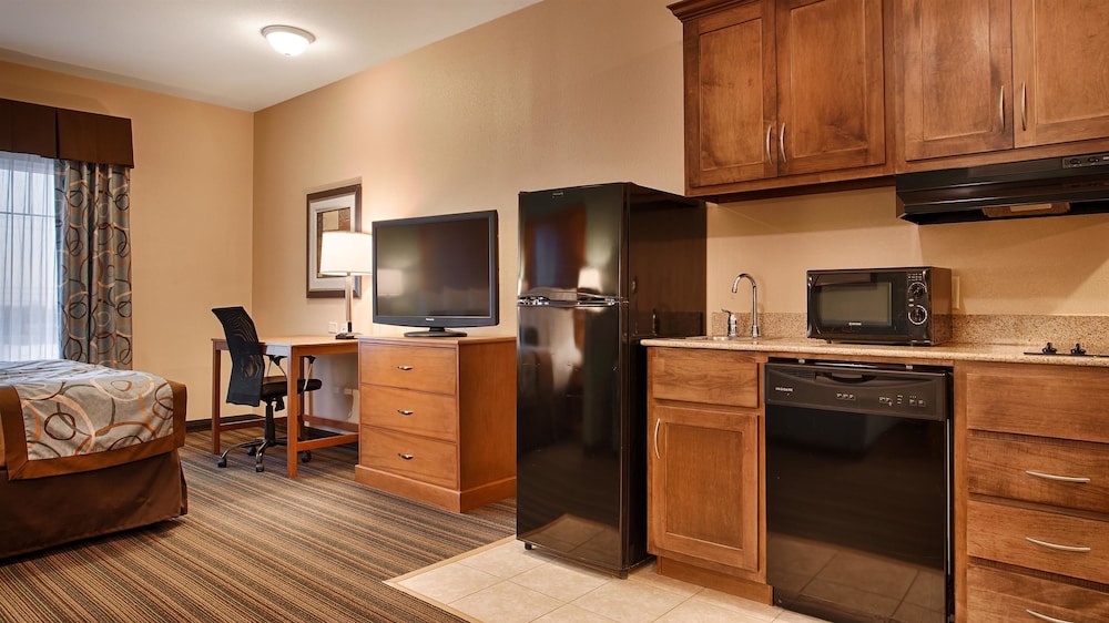best western plus seminole hotel and suites
