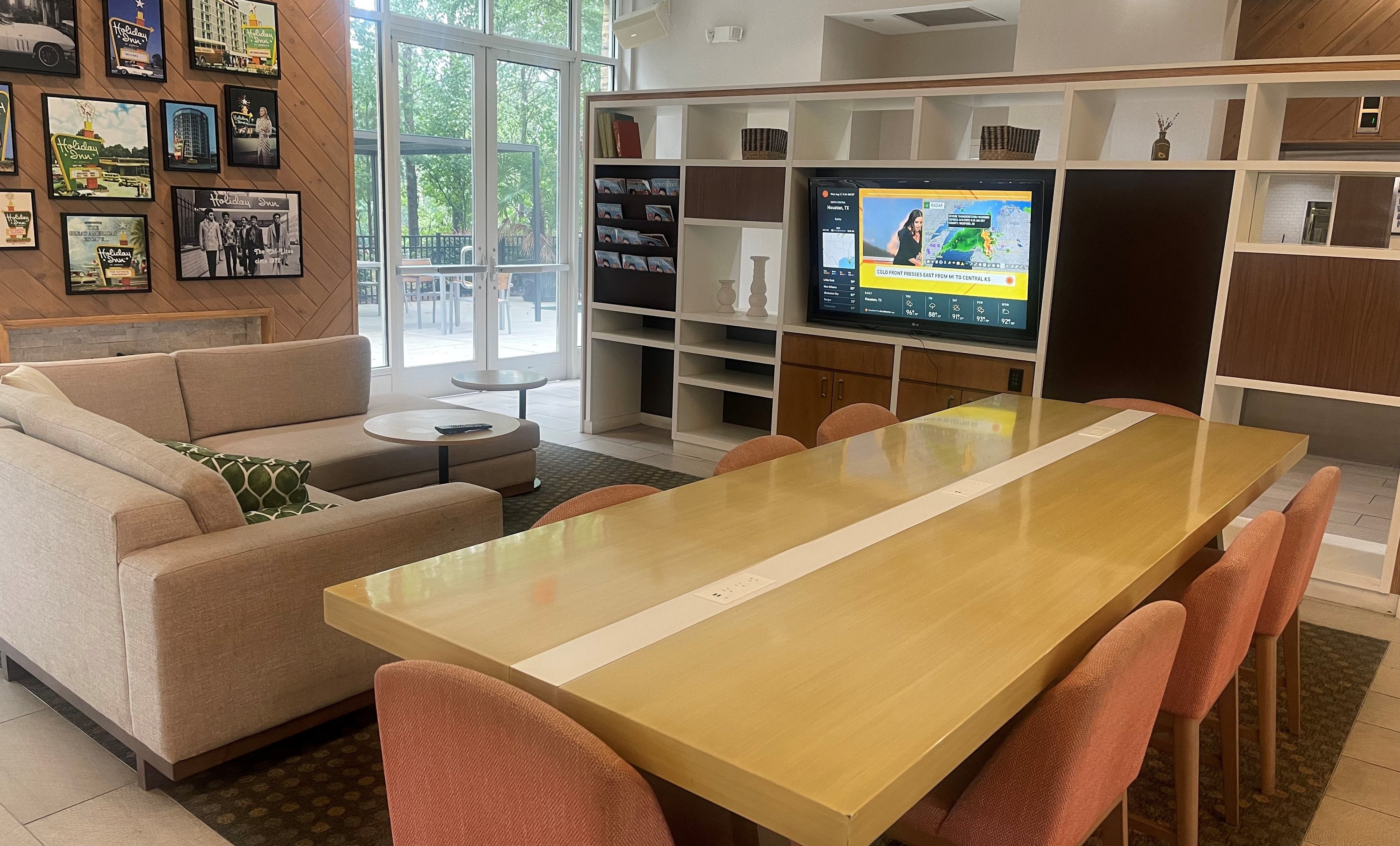 holiday inn atlanta gas south arena area by ihg