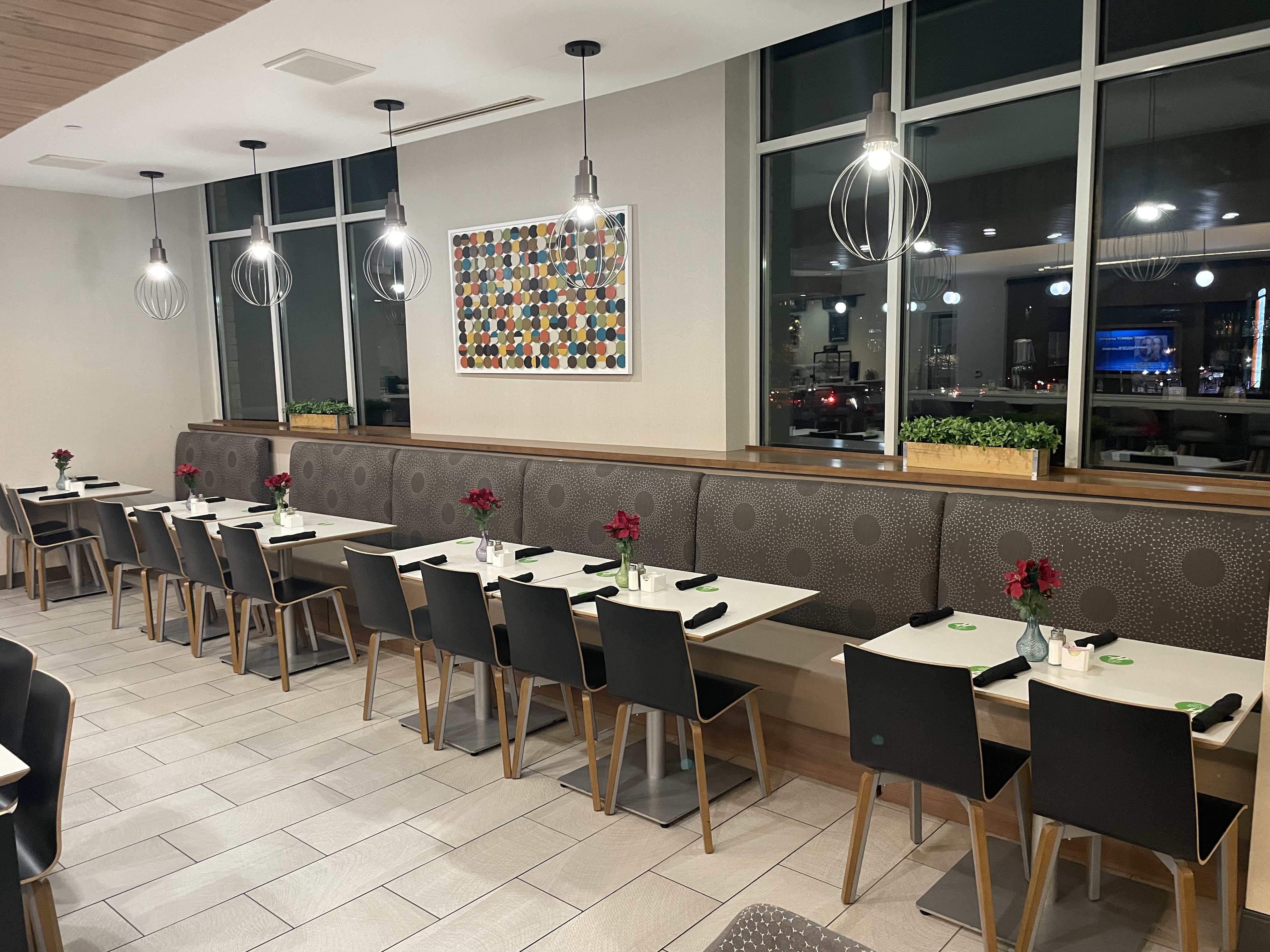 holiday inn atlanta gas south arena area by ihg