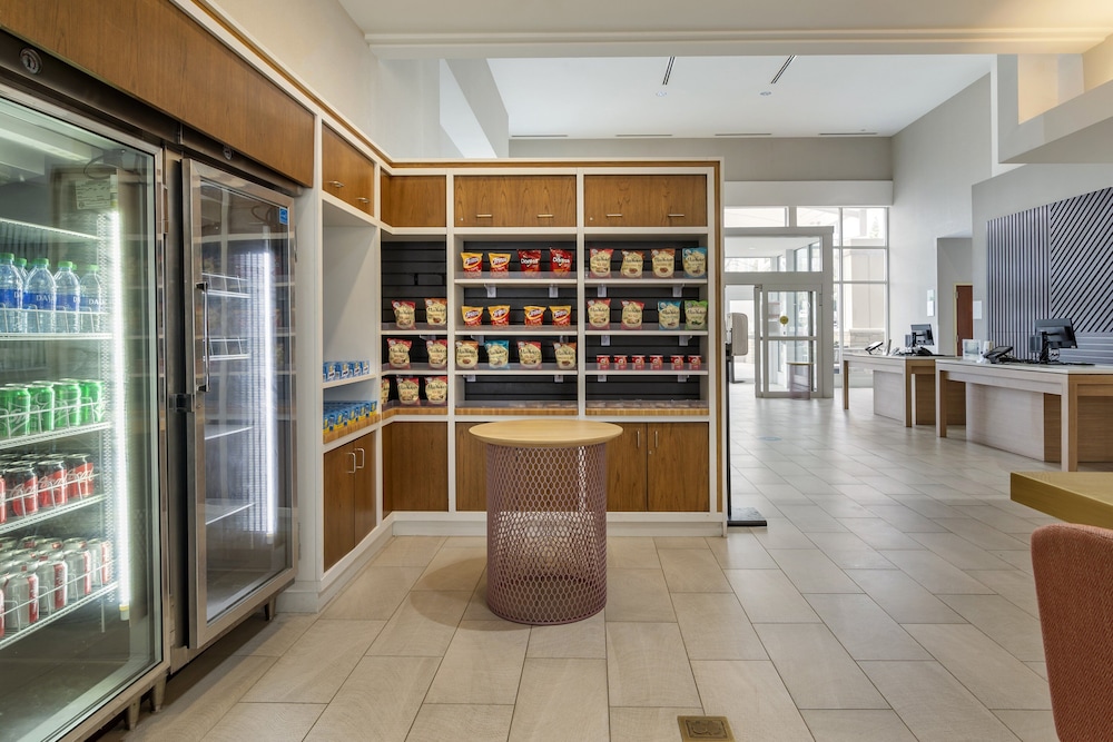 holiday inn atlanta gas south arena area by ihg