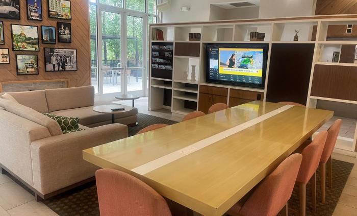 holiday inn atlanta gas south arena area by ihg