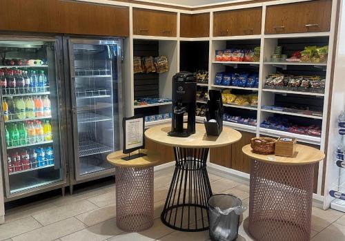 holiday inn atlanta gas south arena area by ihg