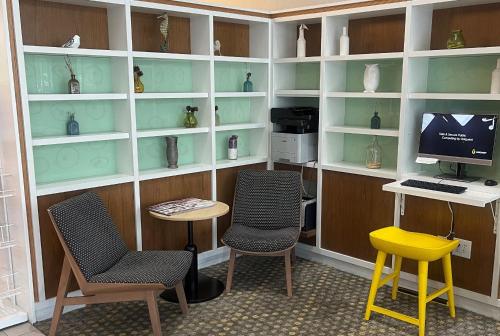 holiday inn atlanta gas south arena area by ihg