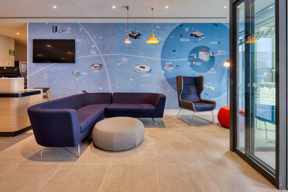 holiday inn express madrid airport