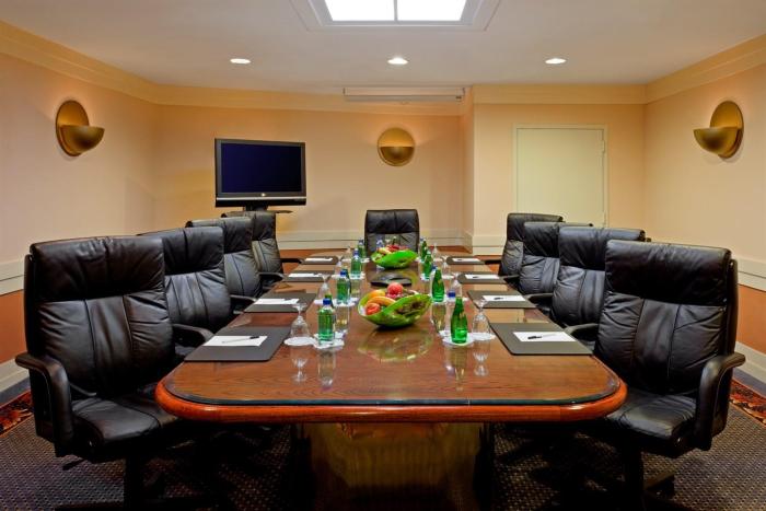 doubletree by hilton new york laguardia airport