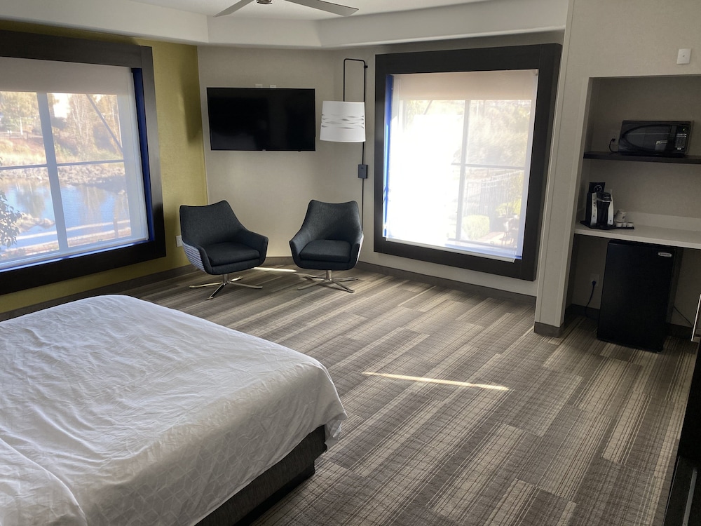holiday inn express and suites el dorado hills