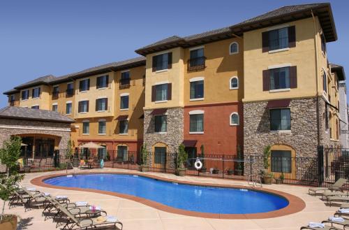 holiday inn express and suites el dorado hills