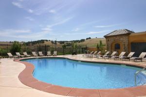 holiday inn express and suites el dorado hills