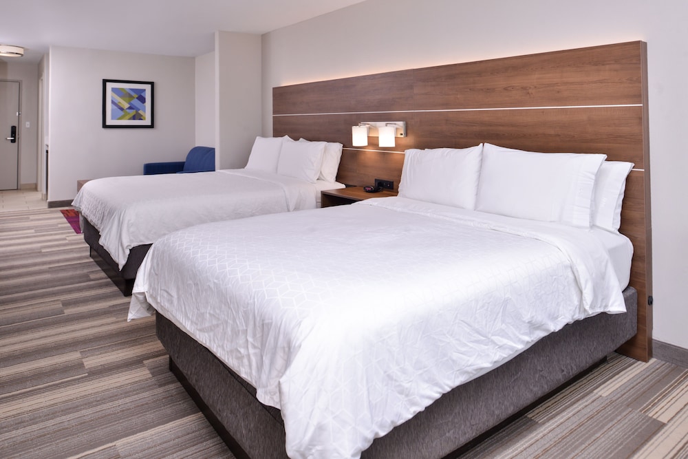 holiday inn express hotel and suites elgin by ihg