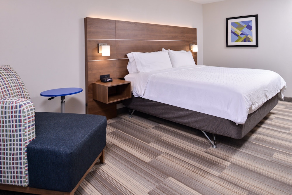 holiday inn express hotel and suites elgin by ihg