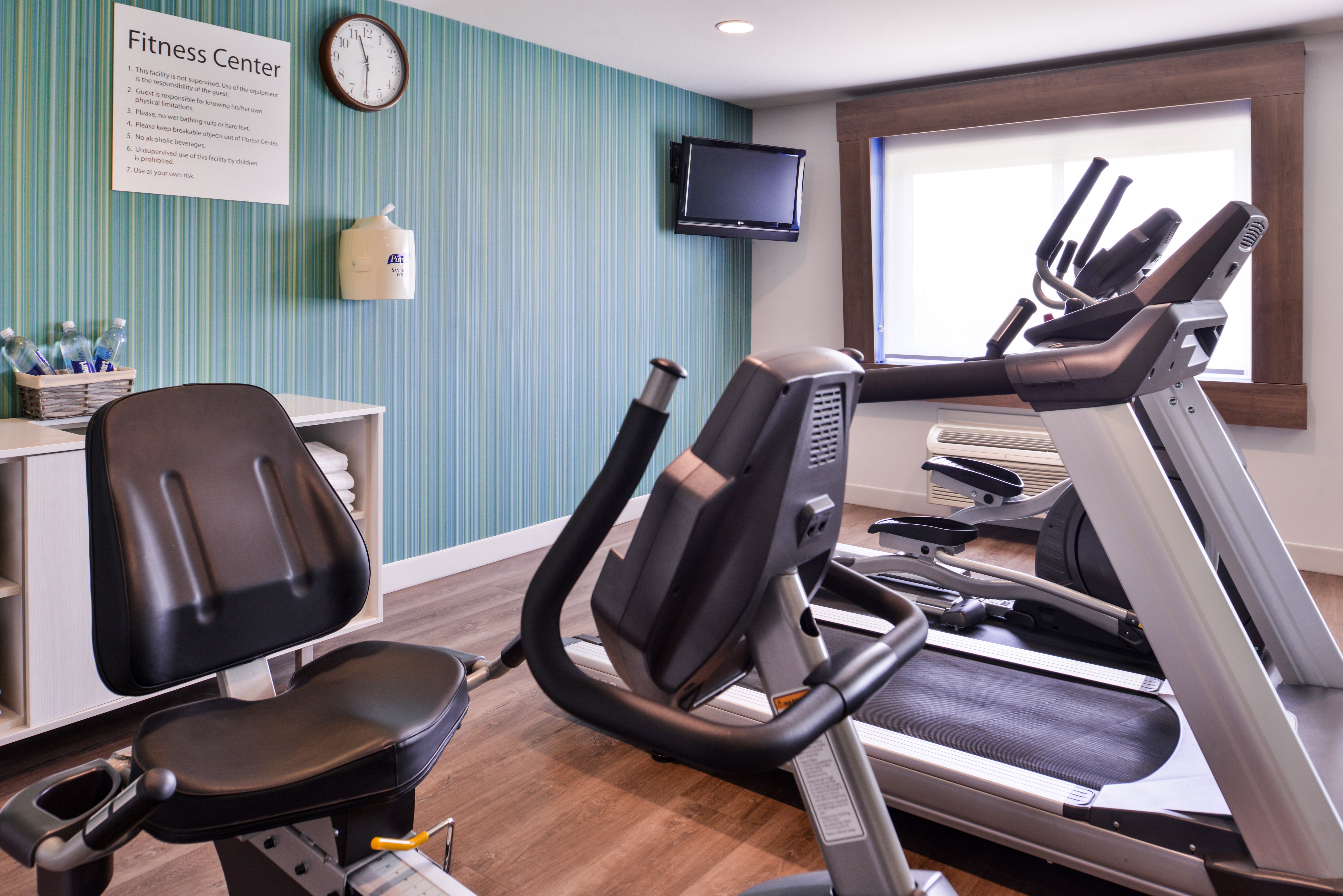 holiday inn express hotel and suites elgin by ihg