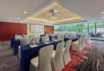 hilton guangzhou science city