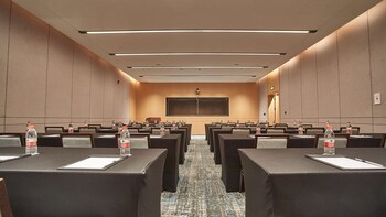 hilton garden inn chenzhou beihu