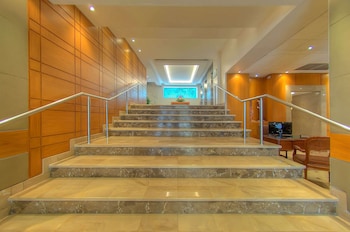 grand hotel guayaquil ascend hotel collection