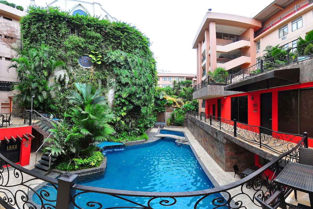 grand hotel guayaquil ascend hotel collection