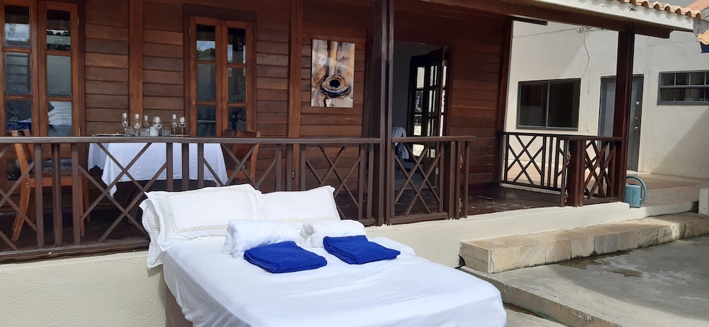 island house curacao