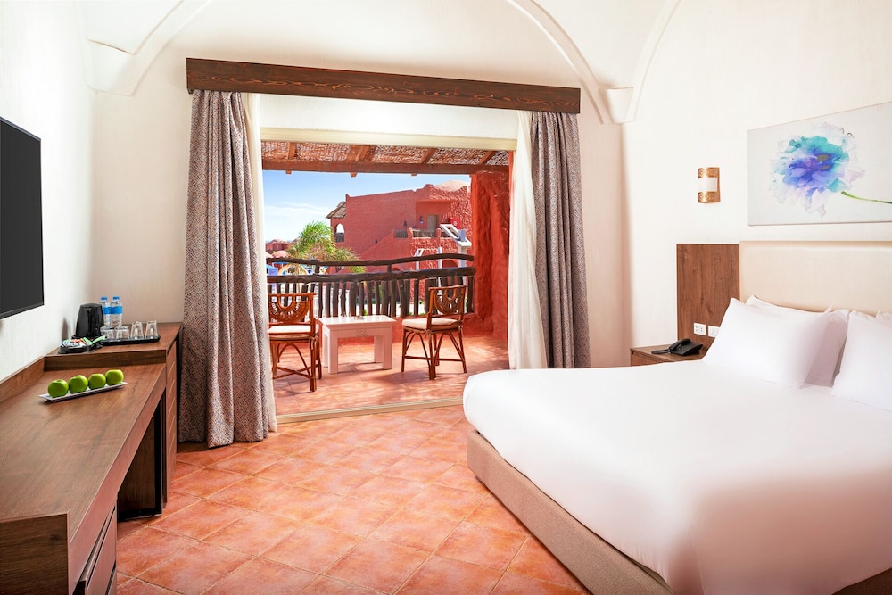 pickalbatros villaggio resort portofino marsa alam